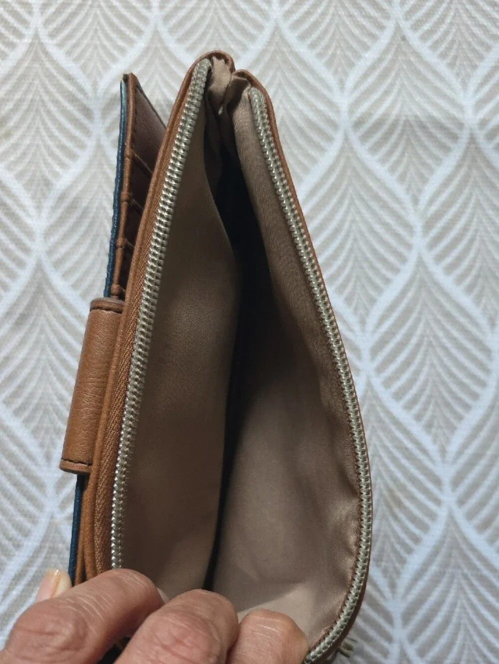 Relic snap trim zippered